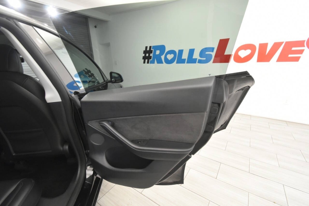 2021 Tesla Model Y Performance AWD 4dr Crossover, Black, Mileage: 110,794 - photo 23