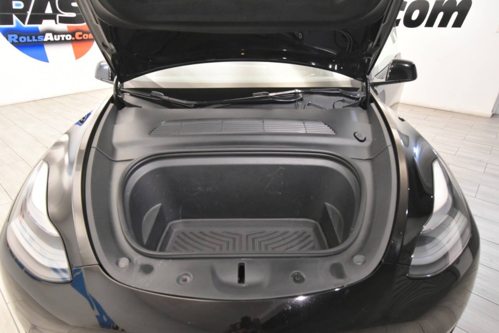 2021 Tesla Model Y Performance AWD 4dr Crossover, Black, Mileage: 110,794 - photo 34