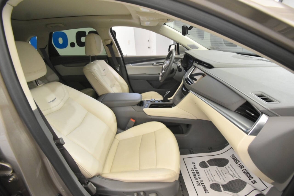 2023 Cadillac XT5 Premium Luxury 4x4 4dr SUV, Marrón, Mileage: 90,522 - photo 19