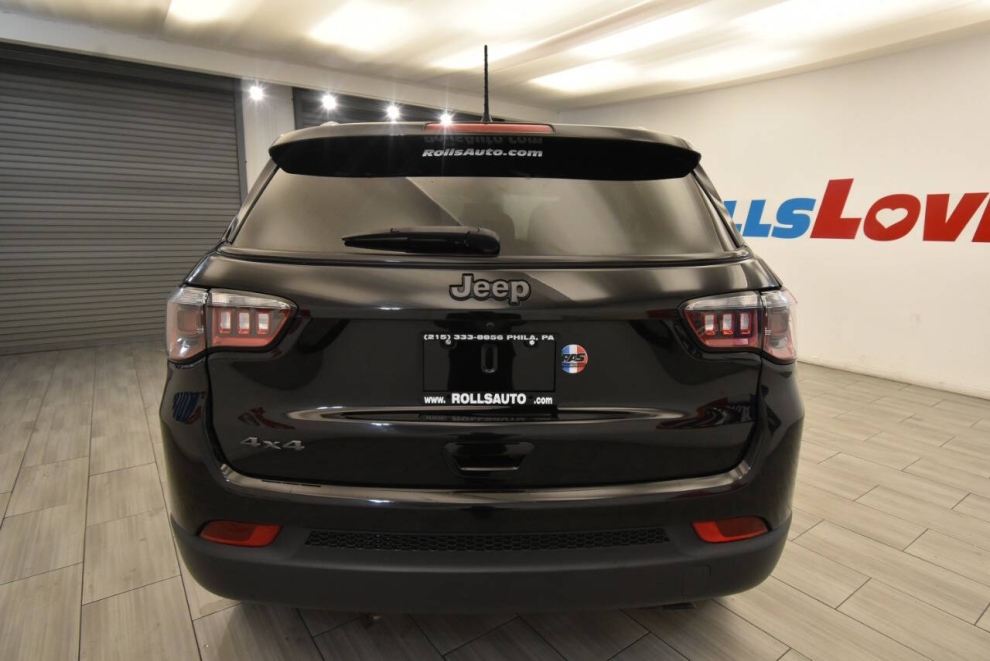 2021 Jeep Compass 80th Anniversary Edition 4x4 4dr SUV, Black, Mileage: 92,197 - photo 3