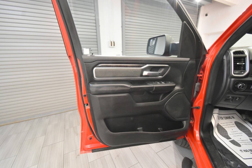 2022 RAM 1500 Big Horn 4x4 4dr Crew Cab 5.6 ft. SB Pickup, Red, Mileage: 80,133 - photo 13