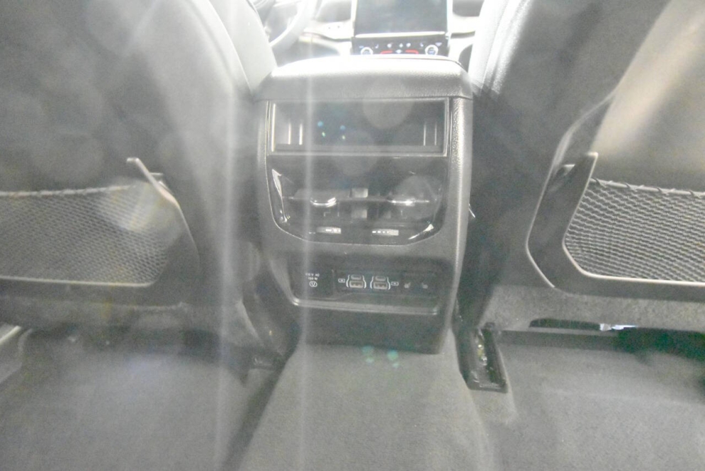 2024 Jeep Grand Cherokee Overland 4xe 4x4 4dr SUV, White, Mileage: 7,543 - photo 27