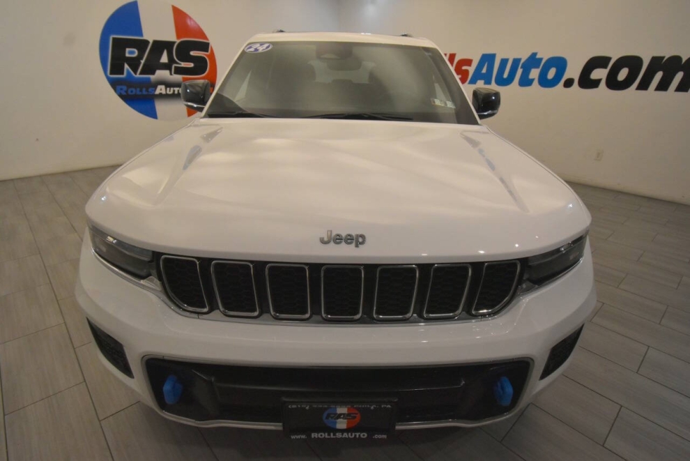 2024 Jeep Grand Cherokee Overland 4xe 4x4 4dr SUV, White, Mileage: 7,543 - photo 7