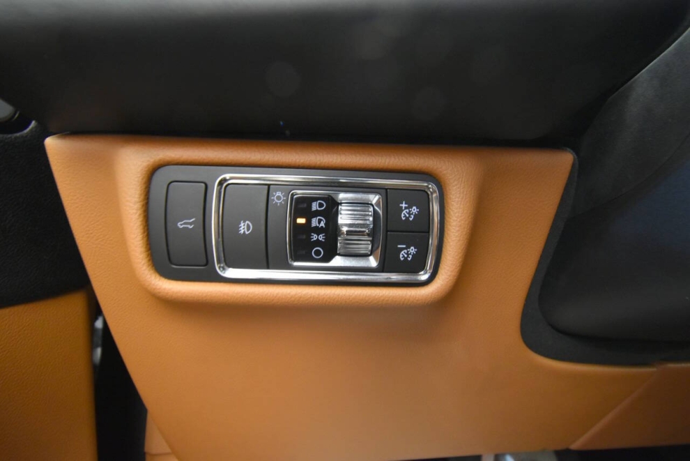 2020 Lincoln Aviator Black Label AWD 4dr SUV, Blue, Mileage: 73,718 - photo 42