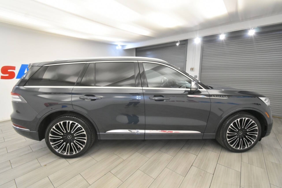 2020 Lincoln Aviator Black Label AWD 4dr SUV, Blue, Mileage: 73,718 - photo 5