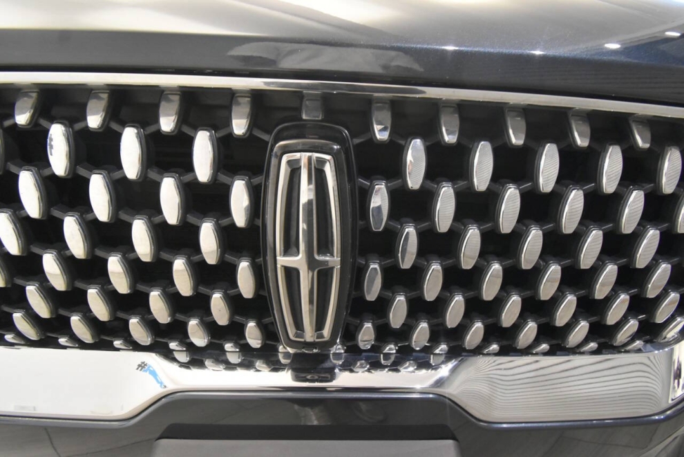 2020 Lincoln Aviator Black Label AWD 4dr SUV, Blue, Mileage: 73,718 - photo 8