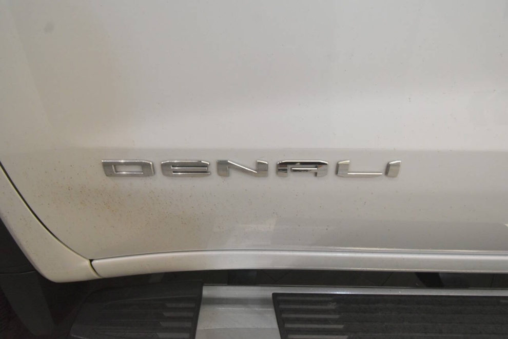 2021 GMC Sierra 1500 Denali 4x4 4dr Crew Cab 5.8 ft. SB, White, Mileage: 77,147 - photo 13
