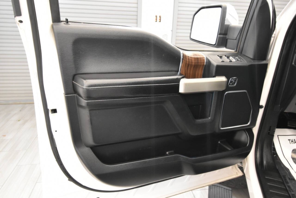 2016 Ford F-150, Blanco, Mileage: 139,500 - photo 12