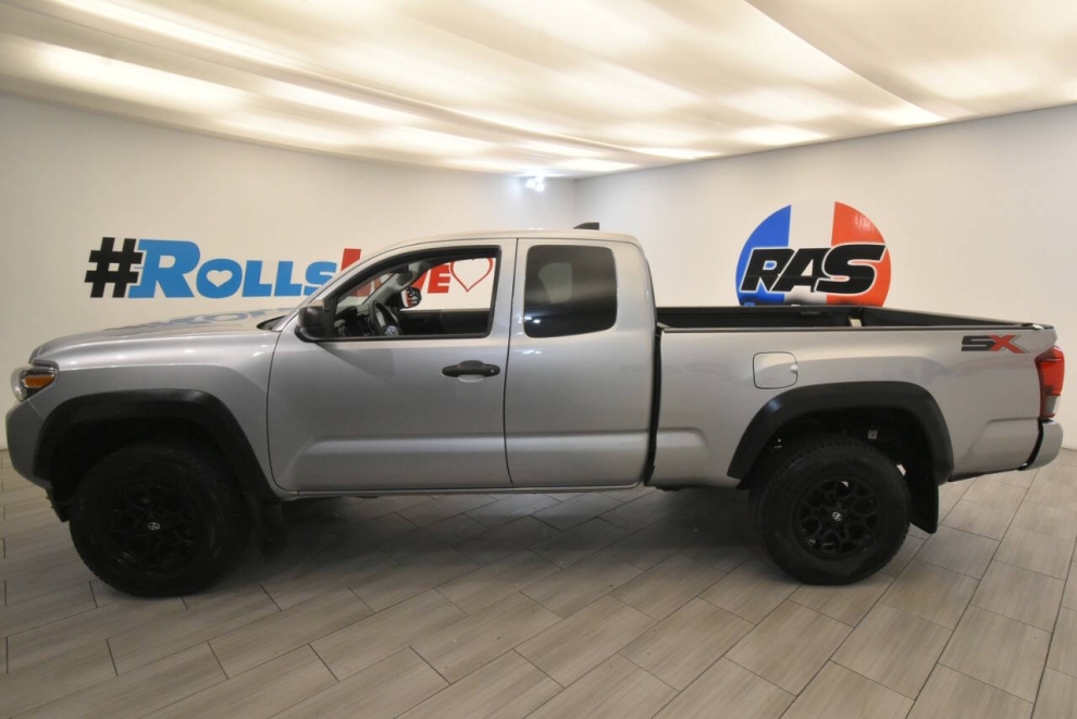 2020 Toyota Tacoma TRD Off Road 4x4 4dr Access Cab 6.1 ft LB, Silver, Mileage: 63,825 - photo 1