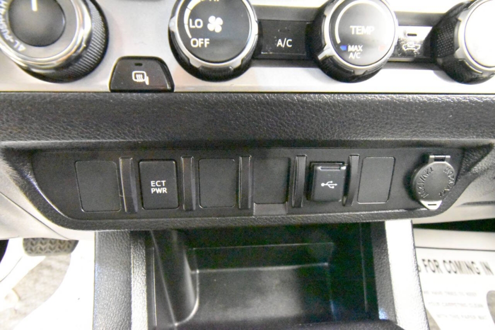 2020 Toyota Tacoma TRD Off Road 4x4 4dr Access Cab 6.1 ft LB, Silver, Mileage: 63,825 - photo 28