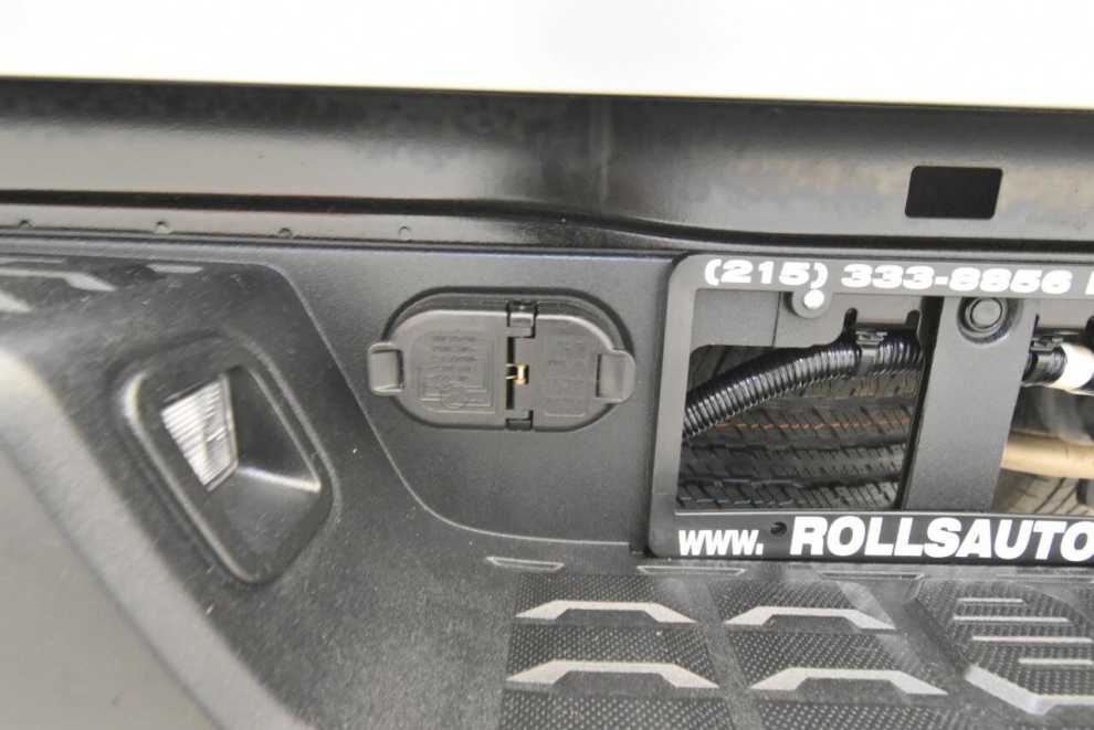 2020 Toyota Tacoma TRD Off Road 4x4 4dr Access Cab 6.1 ft LB, Silver, Mileage: 63,825 - photo 42