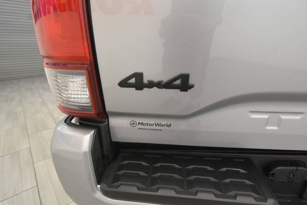 2020 Toyota Tacoma TRD Off Road 4x4 4dr Access Cab 6.1 ft LB, Silver, Mileage: 63,825 - photo 44