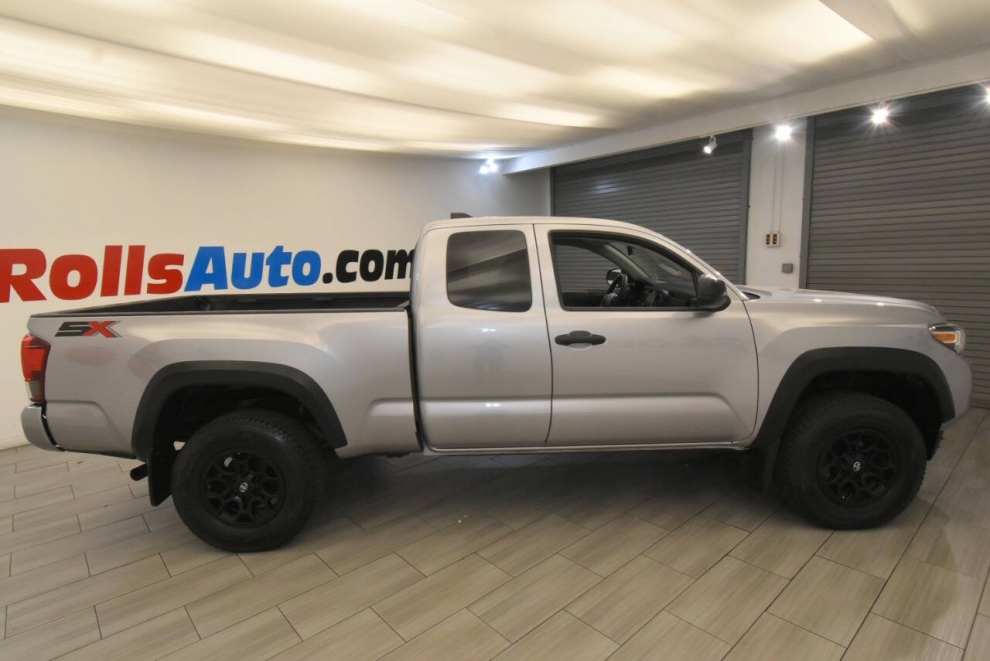 2020 Toyota Tacoma TRD Off Road 4x4 4dr Access Cab 6.1 ft LB, Silver, Mileage: 63,825 - photo 5