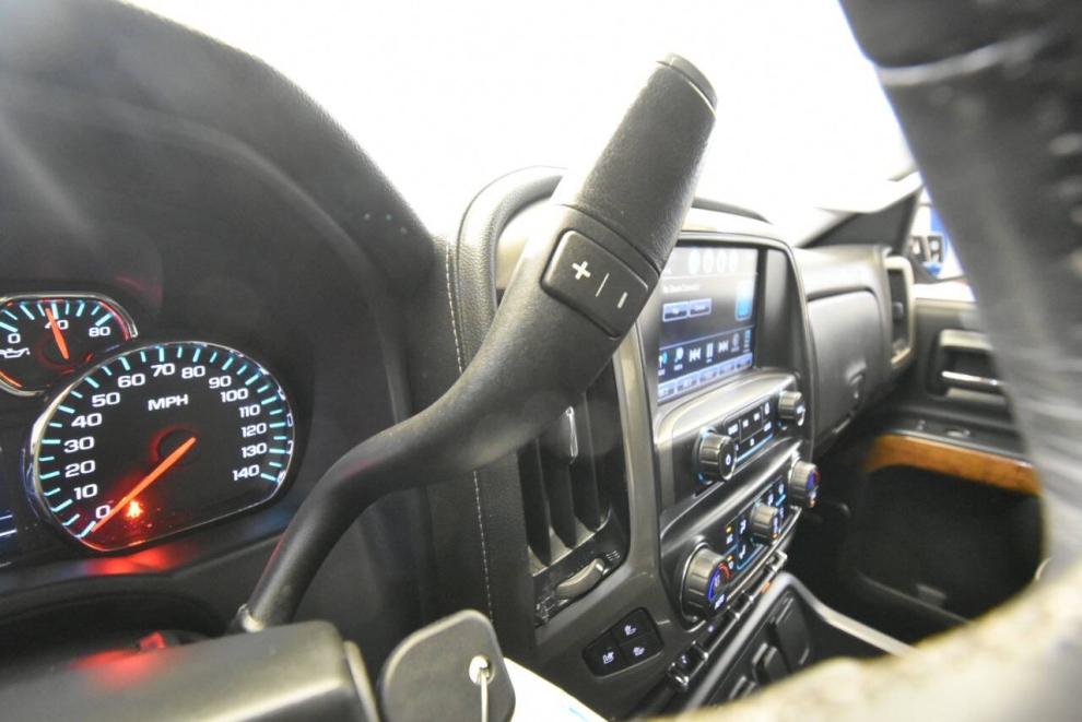 2017 Chevrolet Silverado 1500, Negro, Mileage: 91,283 - photo 26