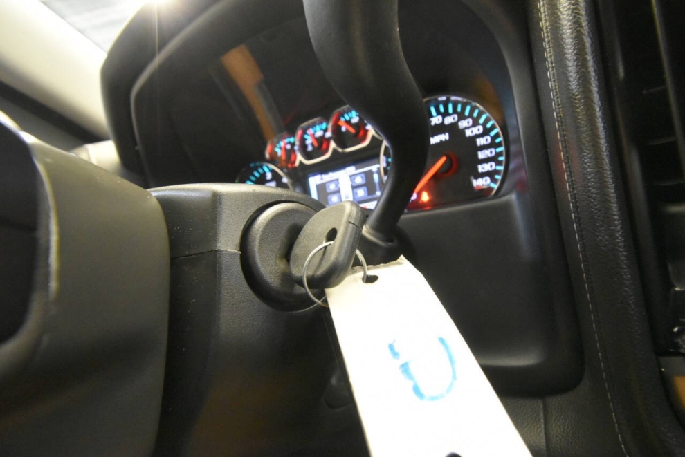 2017 Chevrolet Silverado 1500, Negro, Mileage: 91,283 - photo 27