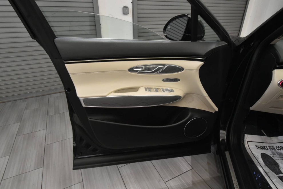 2022 Genesis GV70 2.5T Standard AWD 4dr SUV, Negro, Mileage: 95,879 - photo 12