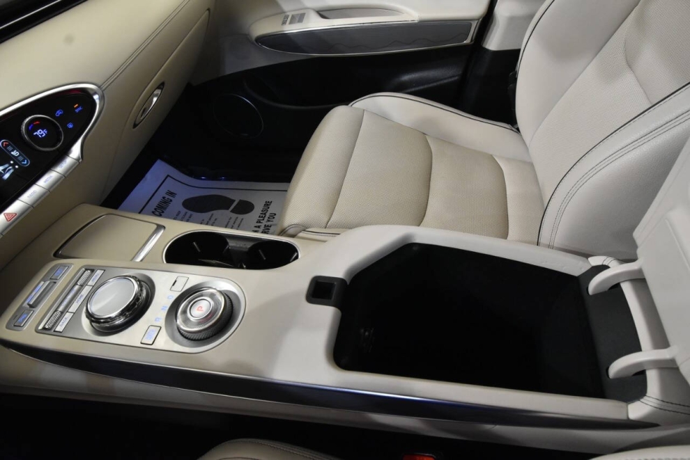 2022 Genesis GV70 2.5T Standard AWD 4dr SUV, Negro, Mileage: 95,879 - photo 20