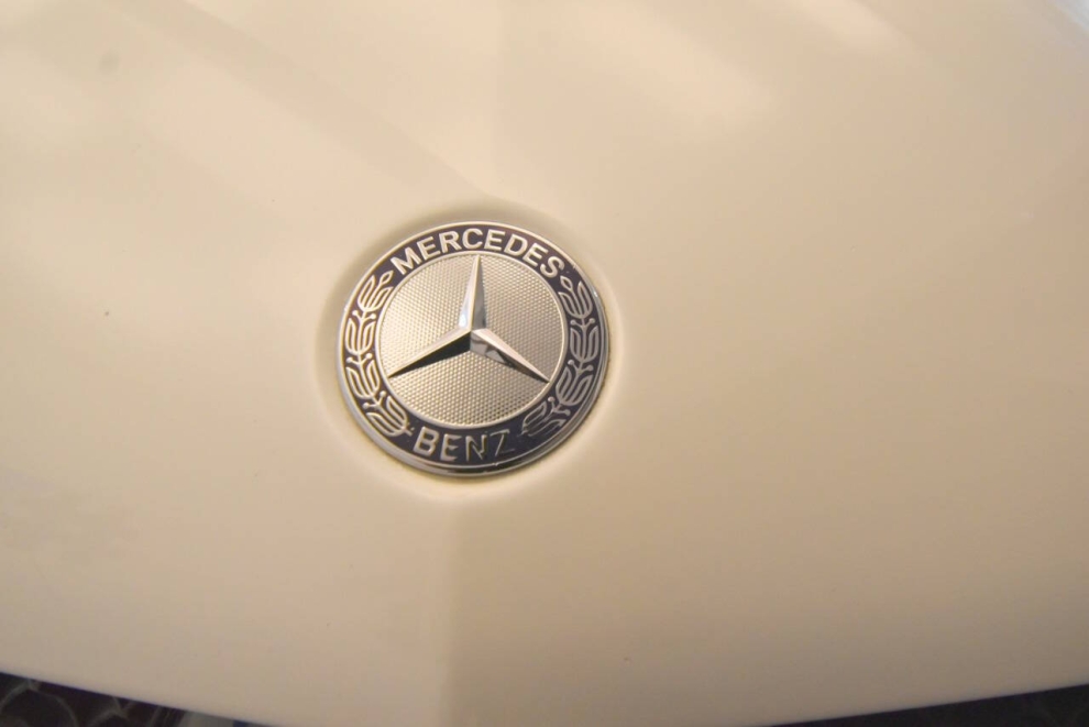 2009 Mercedes-Benz SL-Class SL 63 AMG 2dr Convertible, White, Mileage: 78,674 - photo 9