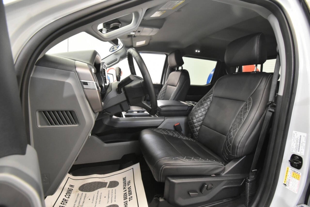 2025 Ford F-150 XLT 4x4 4dr SuperCrew 5.5 ft. SB, Gray, Mileage: 13,369 - photo 16