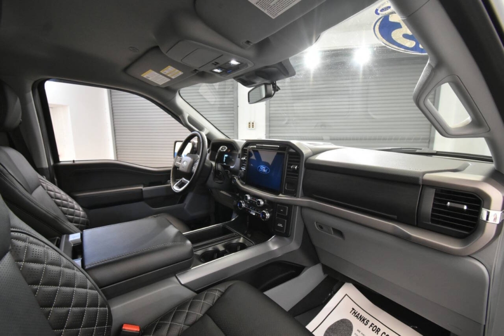 2025 Ford F-150 XLT 4x4 4dr SuperCrew 5.5 ft. SB, Gray, Mileage: 13,369 - photo 20