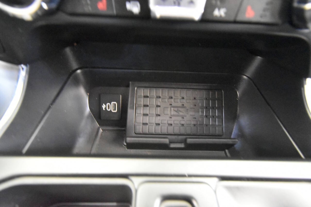2025 Ford F-150 XLT 4x4 4dr SuperCrew 5.5 ft. SB, Gray, Mileage: 13,369 - photo 26