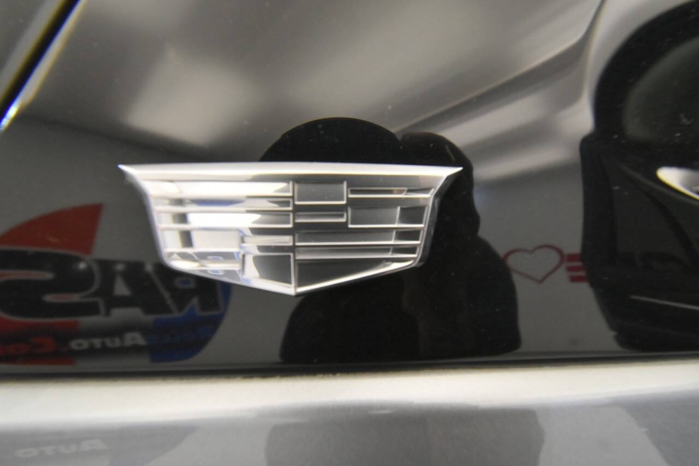 2023 Cadillac Escalade Sport Platinum 4x4 4dr SUV, Silver, Mileage: 88,317 - photo 30
