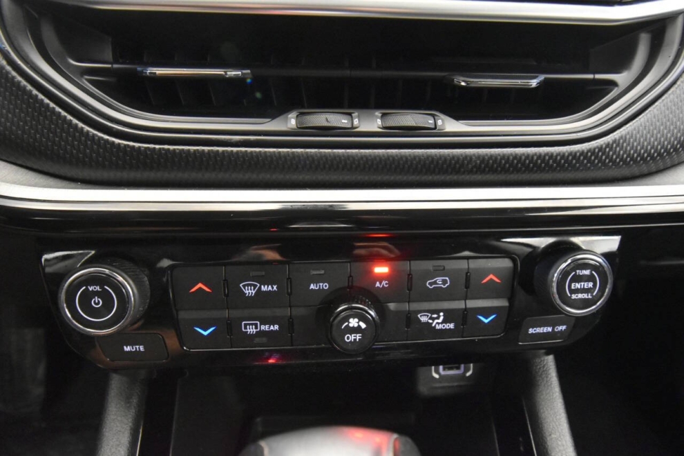 2022 Jeep Compass Trailhawk 4x4 4dr SUV, Black, Mileage: 50,985 - photo 23