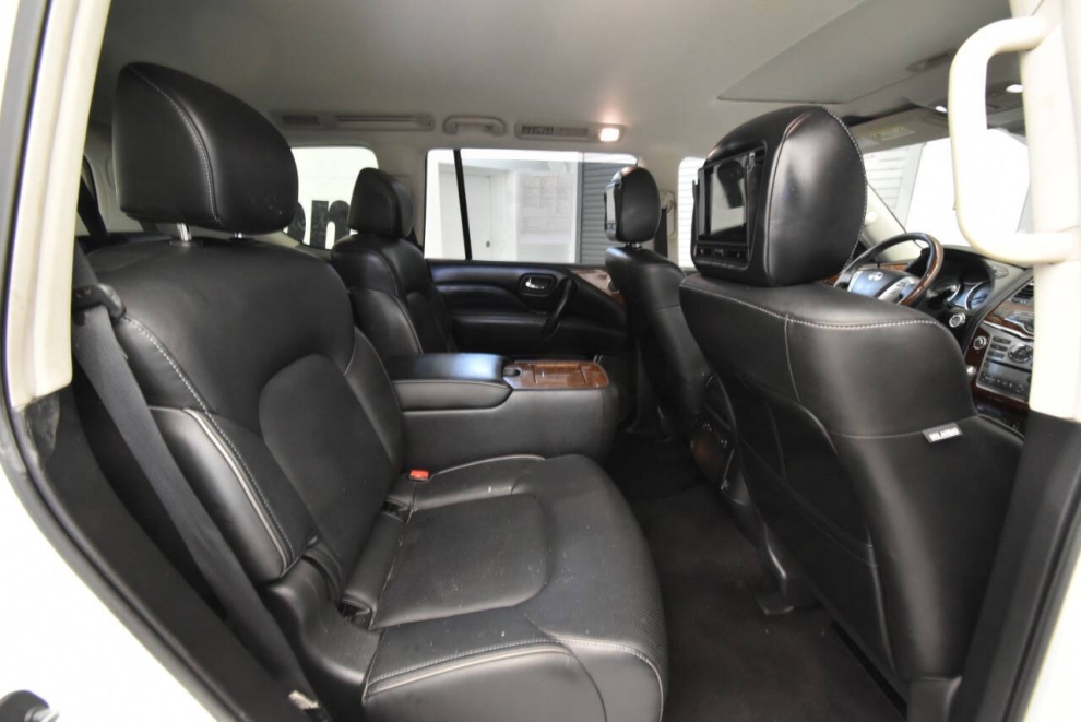 2019 Infiniti QX80 Luxe AWD 4dr SUV, Blanco, Mileage: 91,636 - photo 18