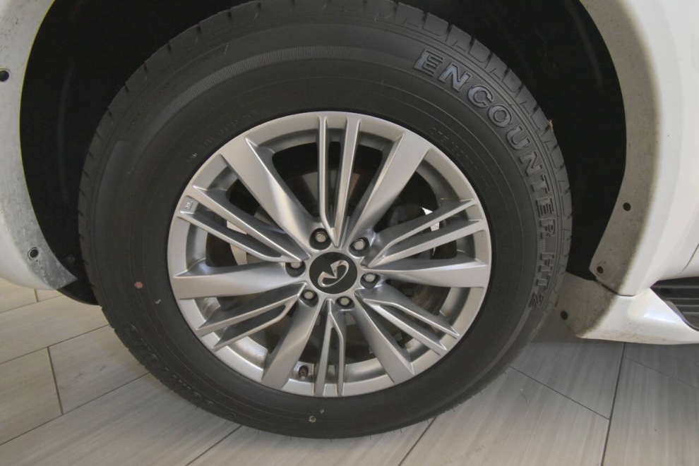 2019 Infiniti QX80 Luxe AWD 4dr SUV, Blanco, Mileage: 91,636 - photo 9