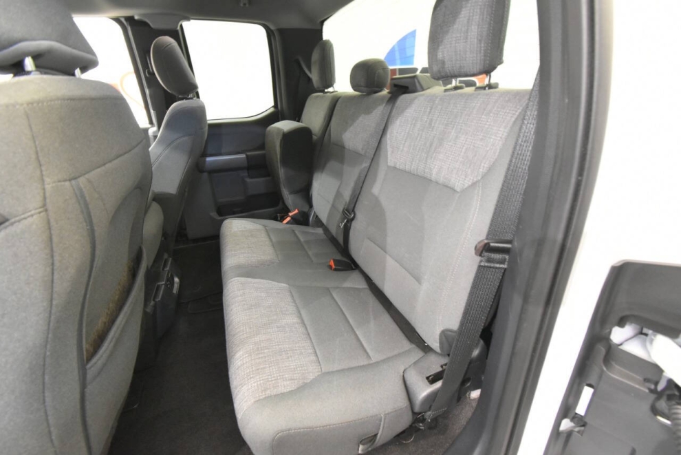2021 Ford F-150 XL 4x2 4dr SuperCab 6.5 ft. SB, White, Mileage: 112,439 - photo 13