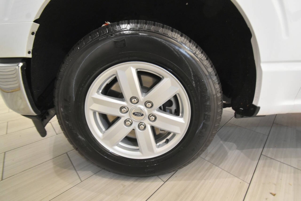 2021 Ford F-150 XL 4x2 4dr SuperCab 6.5 ft. SB, White, Mileage: 112,439 - photo 9