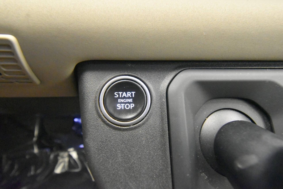 2023 Land Rover Defender 110 X Dynamic SE AWD 4dr SUV, Gray, Mileage: 65,128 - photo 35