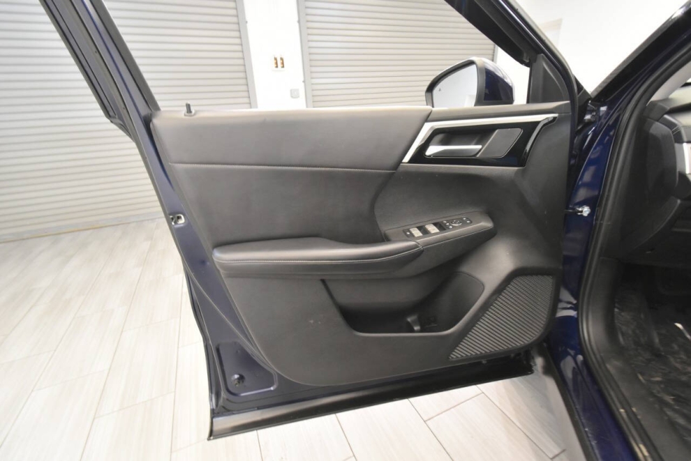 2023 Mitsubishi Outlander SE AWD 4dr SUV, Blue, Mileage: 62,248 - photo 14