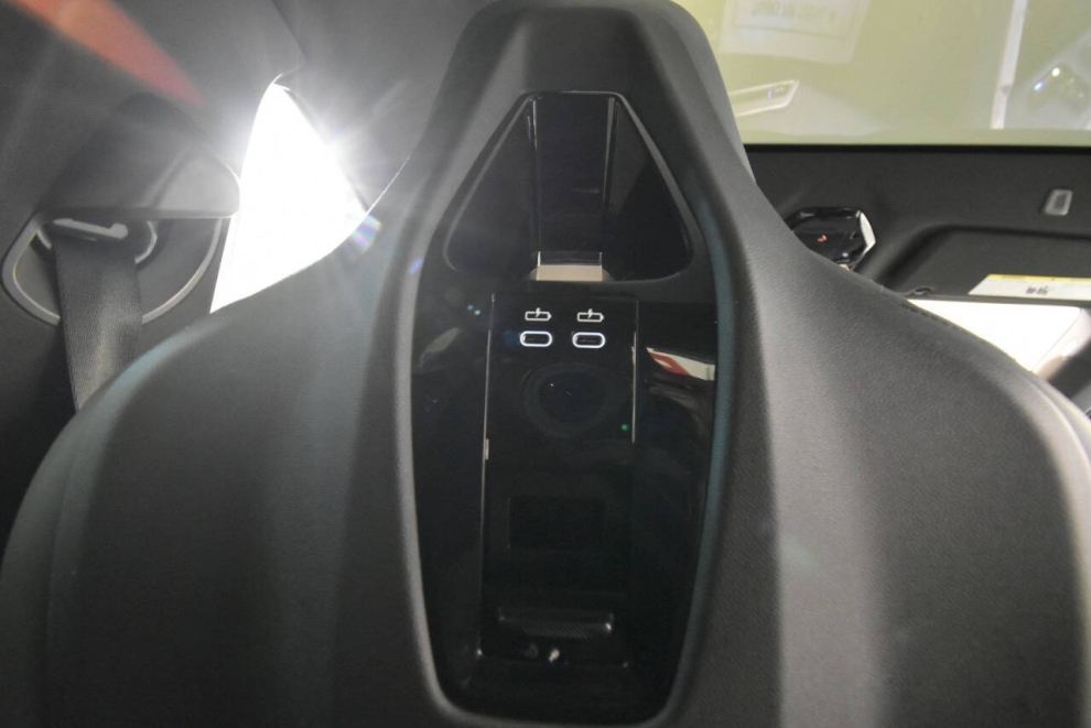2023 BMW iX xDrive50 AWD 4dr Sports Activity Vehicle, White, Mileage: 73,043 - photo 21