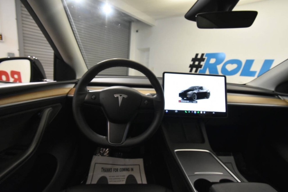 2023 Tesla Model Y Long Range AWD 4dr Crossover, Black, Mileage: 61,588 - photo 20