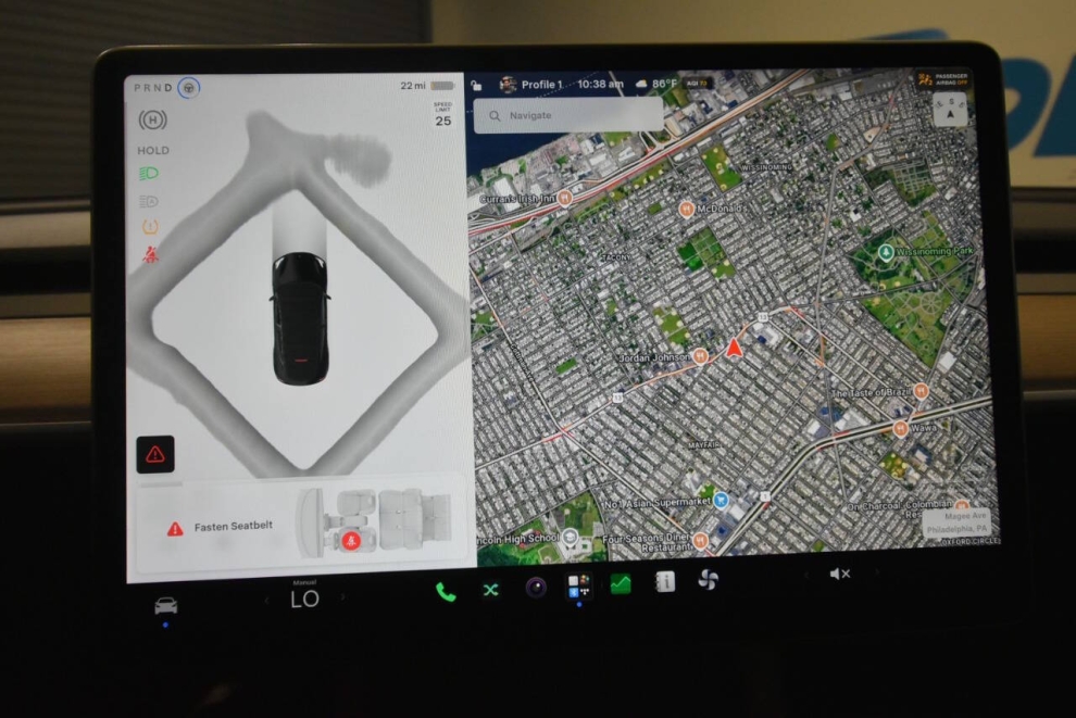 2023 Tesla Model Y Long Range AWD 4dr Crossover, Black, Mileage: 61,588 - photo 25