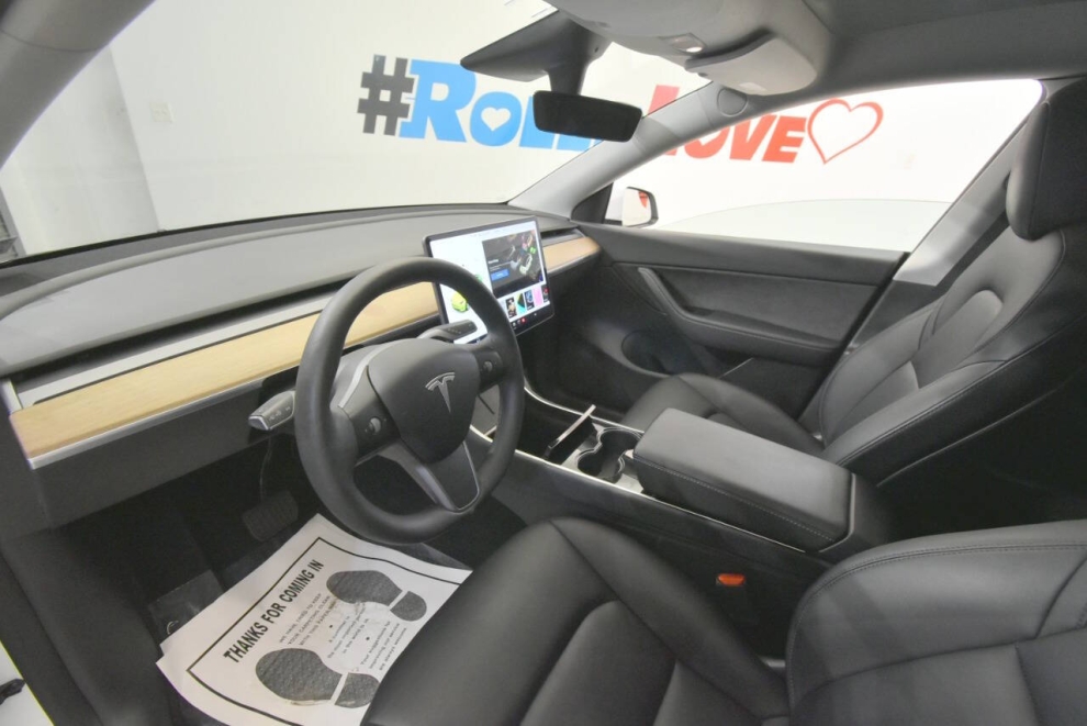 2021 Tesla Model Y Long Range AWD 4dr Crossover, White, Mileage: 96,434 - photo 12