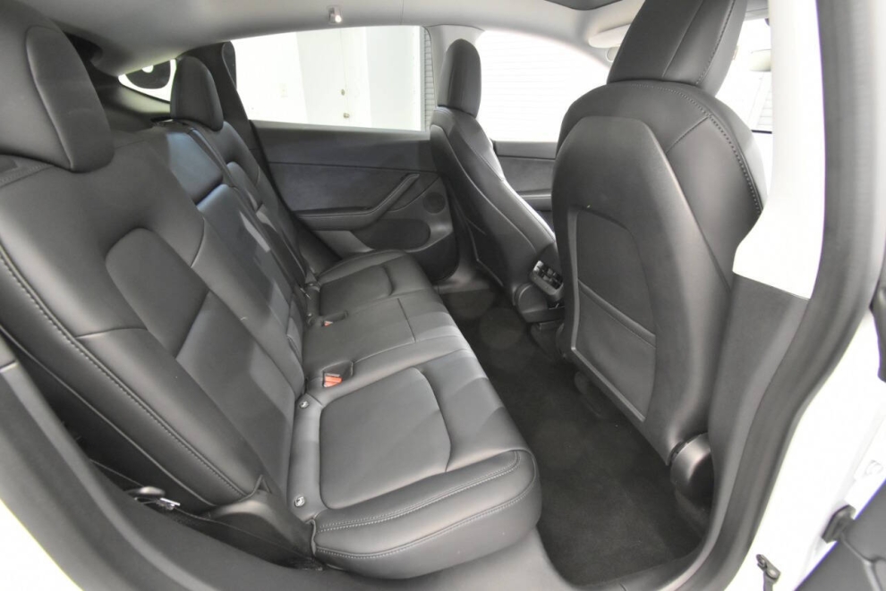 2021 Tesla Model Y Long Range AWD 4dr Crossover, White, Mileage: 96,434 - photo 19