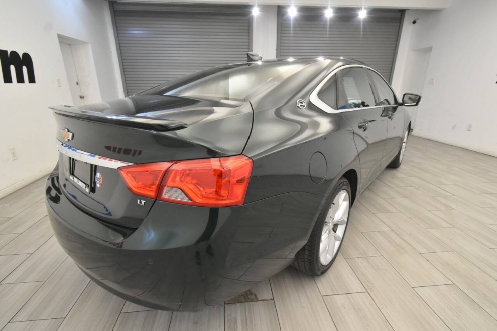 2015 Chevrolet Impala LT 4dr Sedan w/2LT, Green, Mileage: 108,633 - photo 4