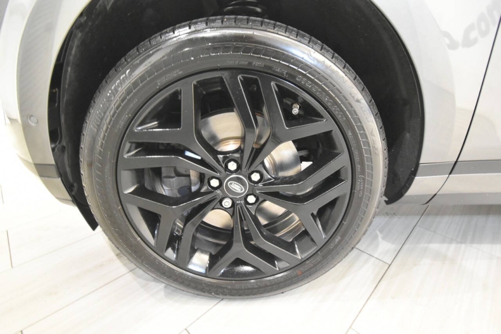2020 Land Rover Range Rover Evoque SE AWD 4dr SUV, Gray, Mileage: 113,715 - photo 9