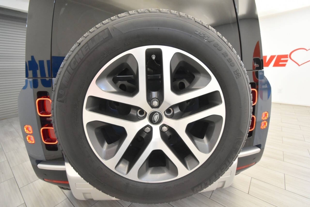 2020 Land Rover Defender 110 First Edition AWD 4dr SUV, Blue, Mileage: 76,472 - photo 39