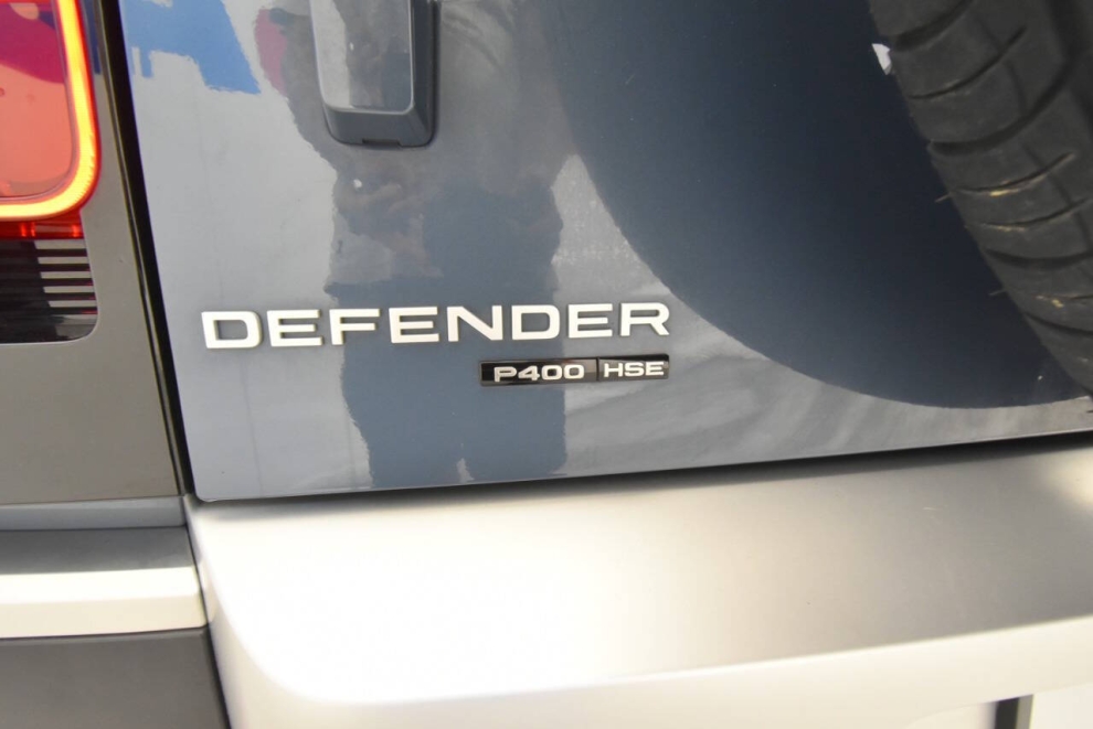 2020 Land Rover Defender 110 First Edition AWD 4dr SUV, Blue, Mileage: 76,472 - photo 40