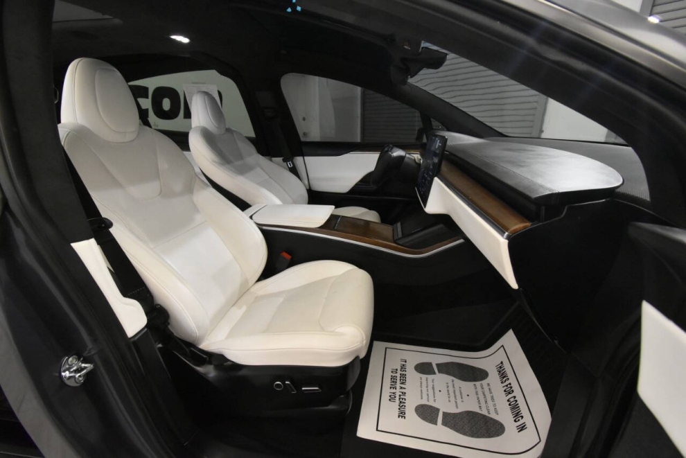2023 Tesla Model X Standard Range AWD 4dr SUV, Charcoal, Mileage: 71,059 - photo 18