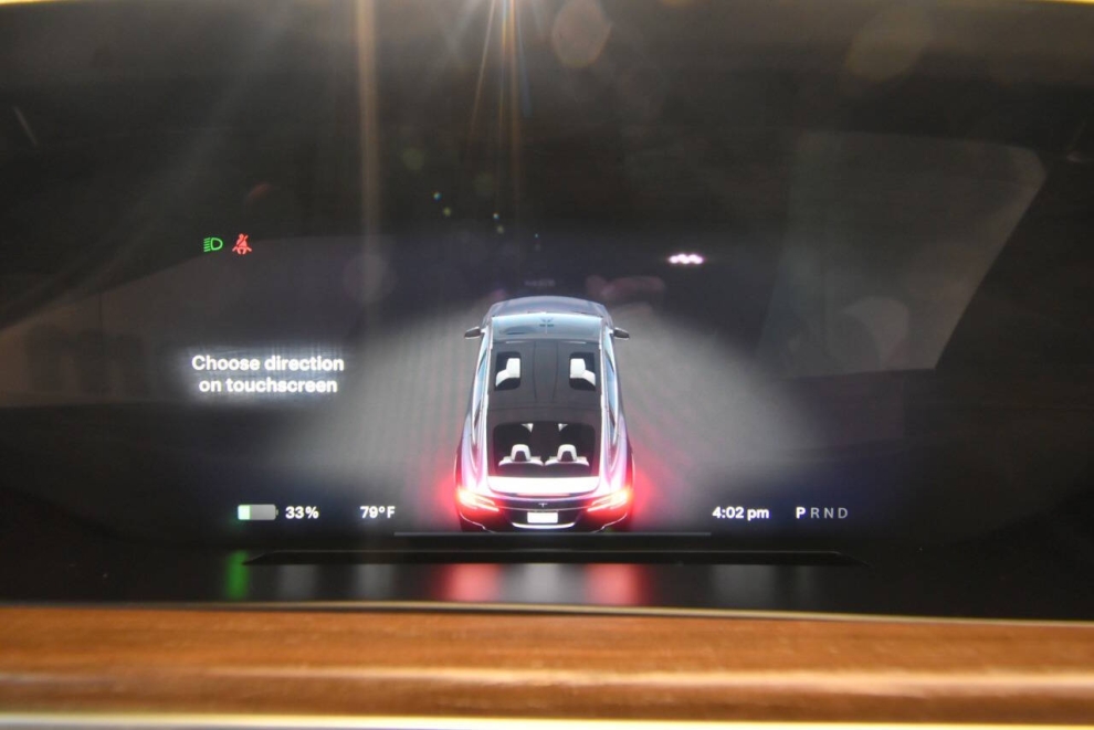 2023 Tesla Model X Standard Range AWD 4dr SUV, Charcoal, Mileage: 71,059 - photo 28