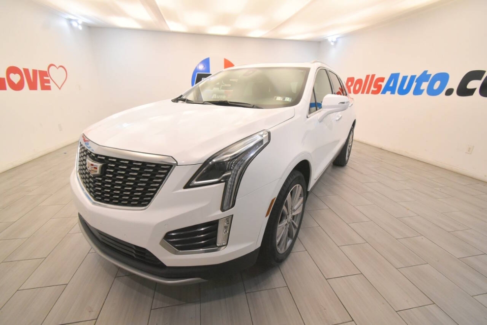 2024 Cadillac XT5 Premium Luxury 4dr SUV, White, Mileage: 30,821 