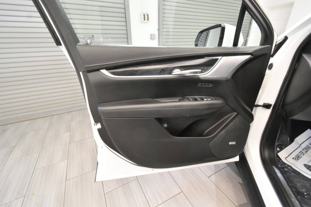 2024 Cadillac XT5 Premium Luxury 4dr SUV, White, Mileage: 30,821 - photo 12