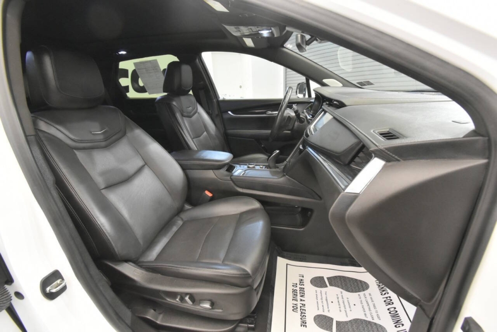 2024 Cadillac XT5 Premium Luxury 4dr SUV, White, Mileage: 30,821 - photo 16