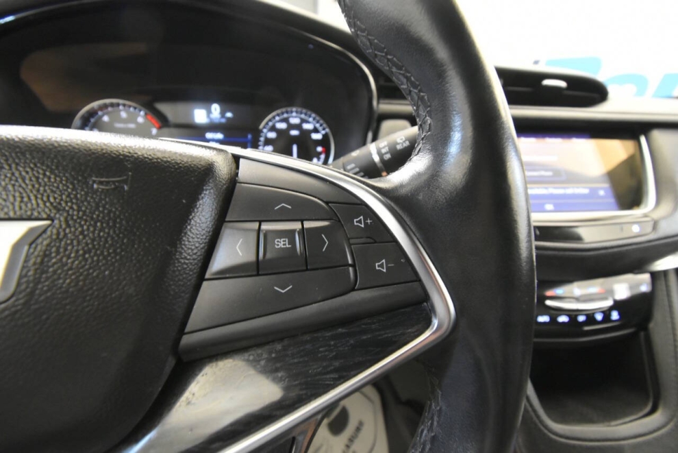 2024 Cadillac XT5 Premium Luxury 4dr SUV, White, Mileage: 30,821 - photo 26