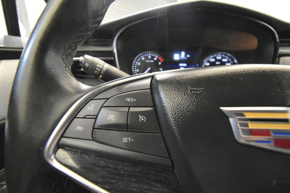 2024 Cadillac XT5 Premium Luxury 4dr SUV, White, Mileage: 30,821 - photo 27