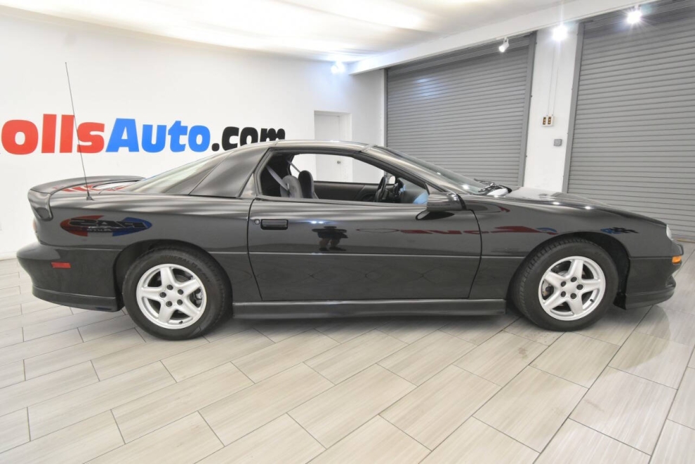 1998 Chevrolet Camaro Z28 2dr Hatchback, Black, Mileage: 26,878 - photo 5